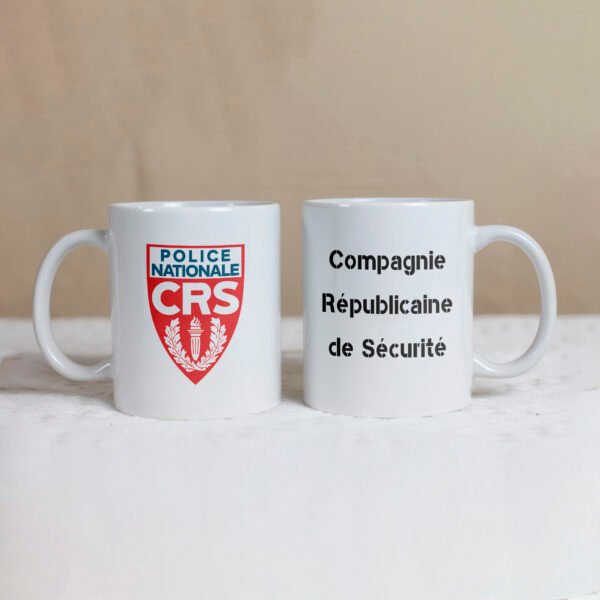 Mug avec l'écusson des CRS et la signification de cette direction de la Police Nationale Française