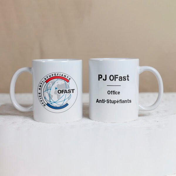 Mug avec l'écusson de l'OFAST et la devise de ce service de la Police Nationale Française
