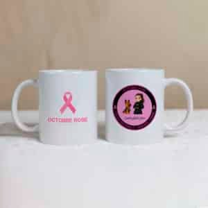 Mug Brigade Canine personnalisé aux couleurs d’Octobre Rose avec design policier et ruban rose